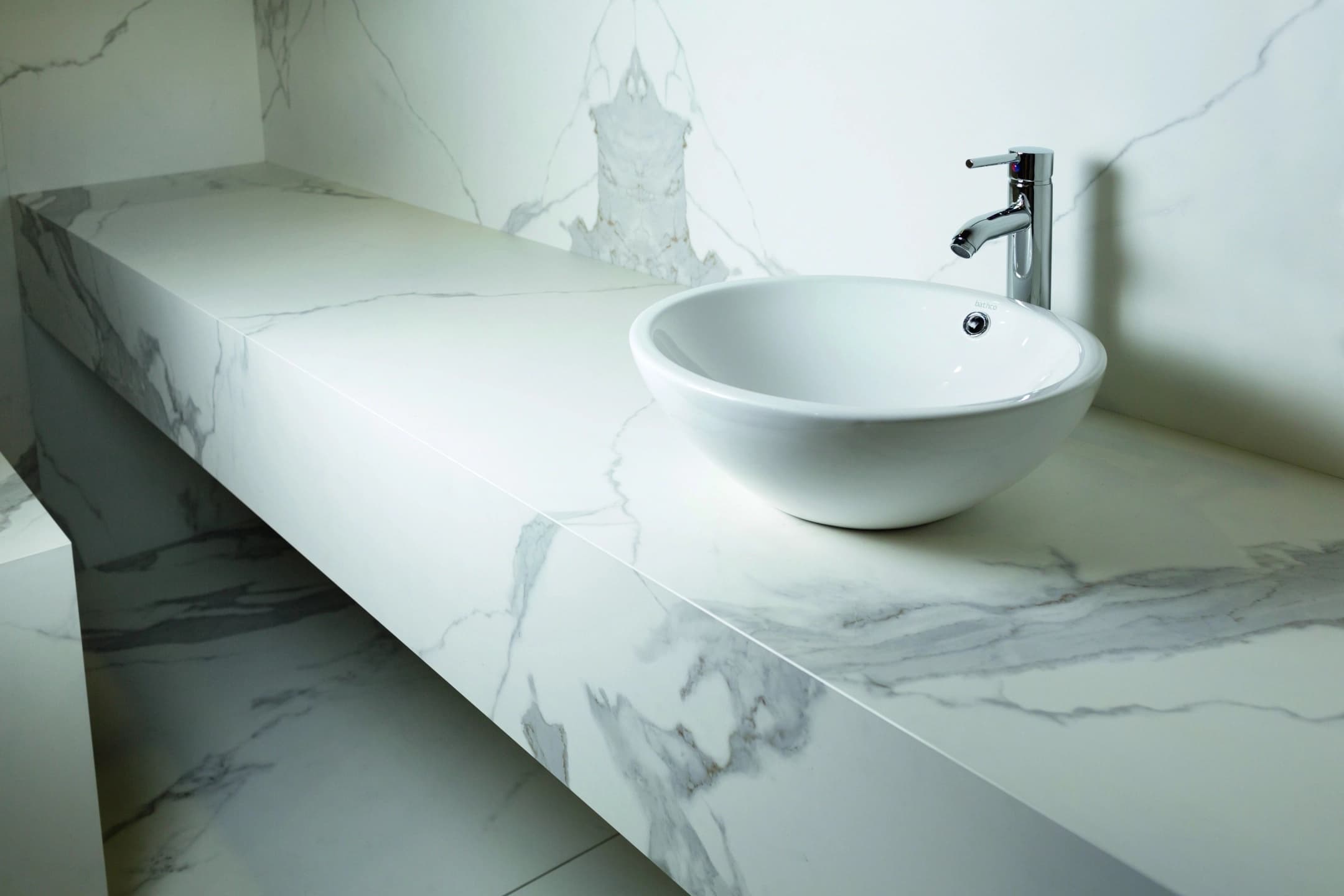 Baño de mármol instalado en Sabadell — 3